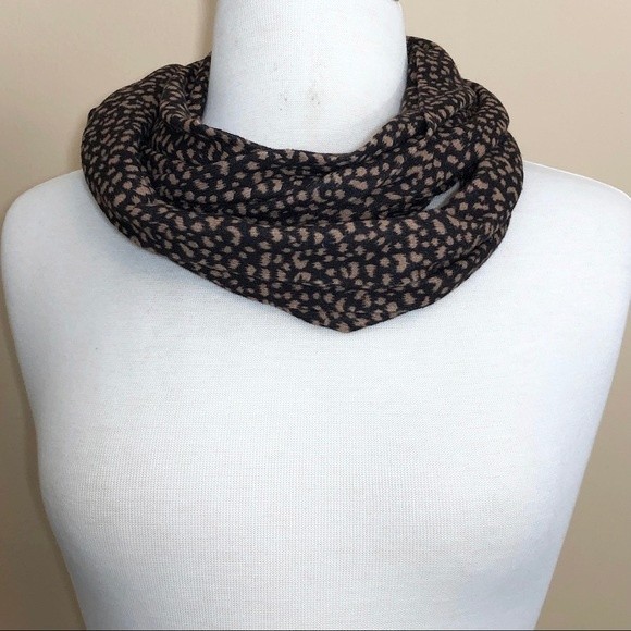 Leopard Spot Knit Infinity Loop Scarf - Picture 1 of 4